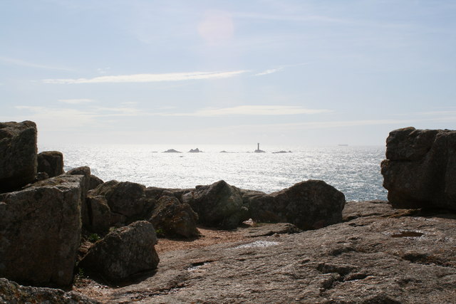 Rod Allday / Cliff top below the old Coastguard Lookout on Pedn-men-du