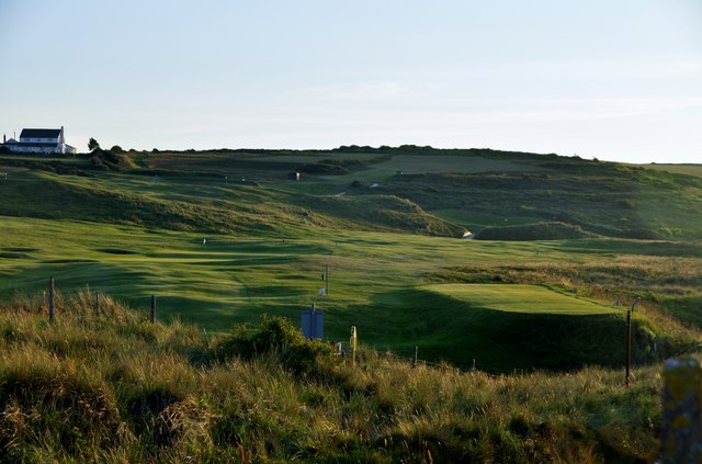 Penwith : West Cornwall Golf Club cc-by-sa/2.0 - © Lewis Clarke - geograph.org.uk/p/2501320
